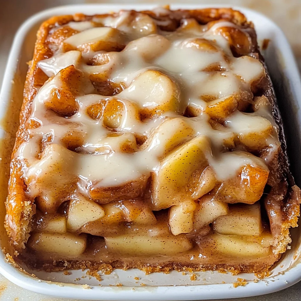 Cinnamon Roll Apple Pie